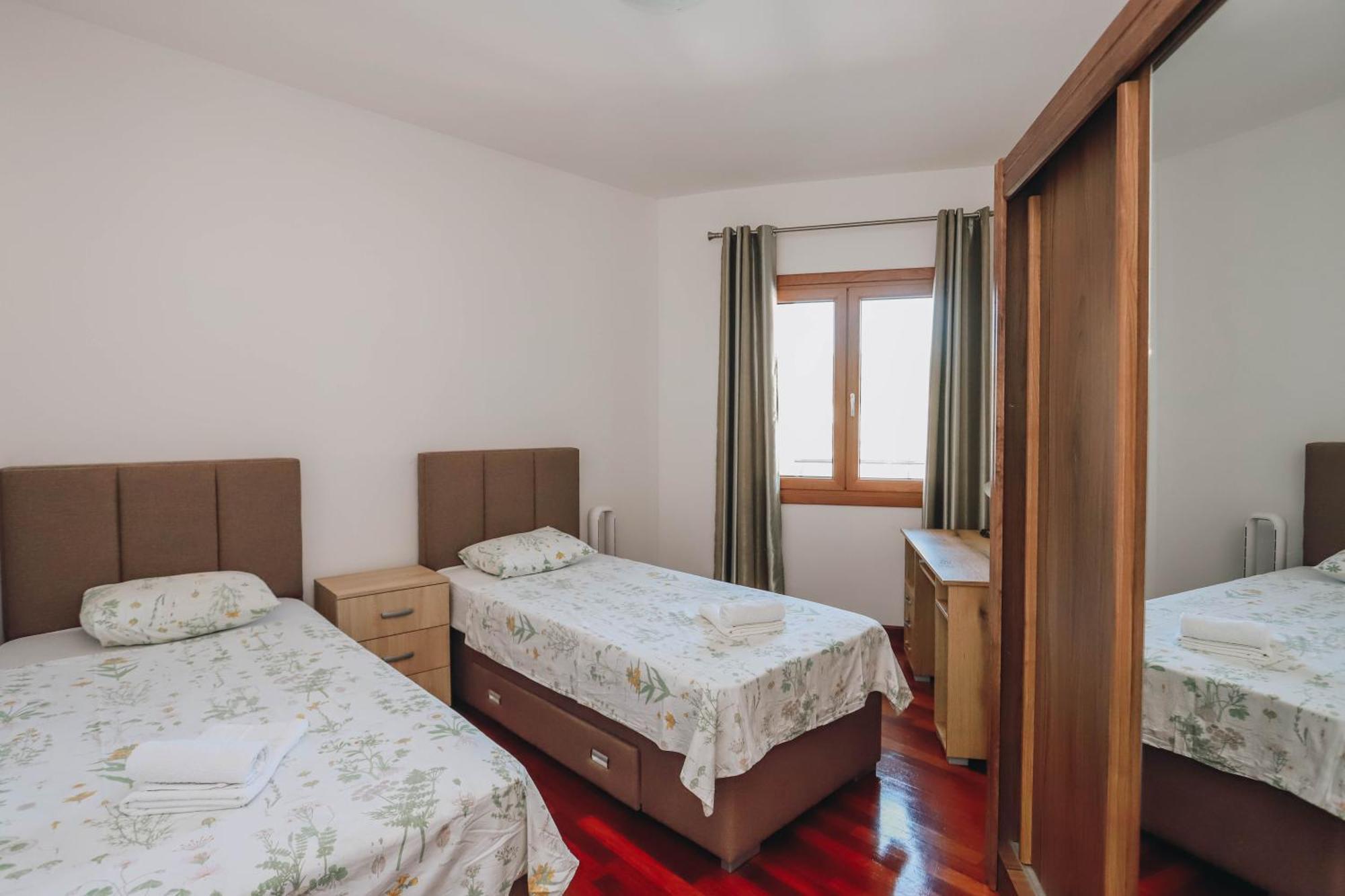 Apartment Near Ponta Nova Of Rafailovici Bečići Екстериор снимка