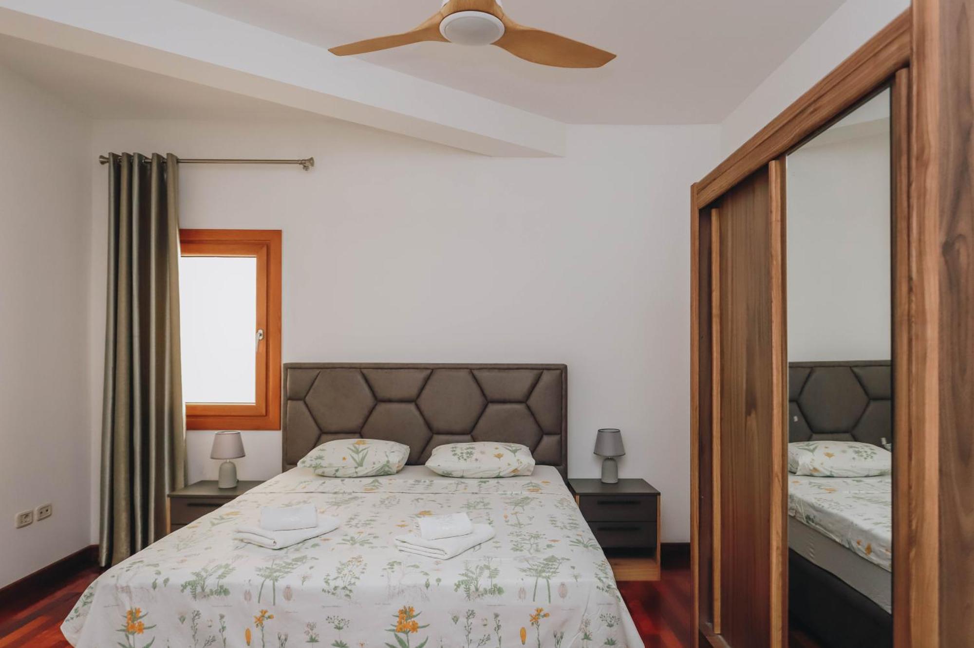 Apartment Near Ponta Nova Of Rafailovici Bečići Екстериор снимка